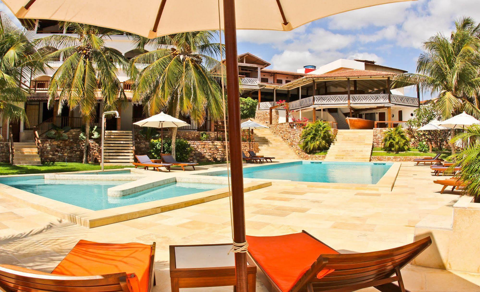 Hotel & Pousada Tatajuba Canoa Quebrada Exterior photo